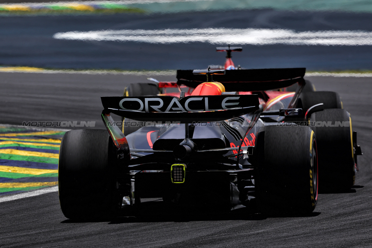 GP BRASILE, Max Verstappen (NLD) Red Bull Racing RB20.

02.11.2024. Formula 1 World Championship, Rd 21, Brazilian Grand Prix, Sao Paulo, Brazil, Sprint e Qualifiche Day.

- www.xpbimages.com, EMail: requests@xpbimages.com © Copyright: Charniaux / XPB Images