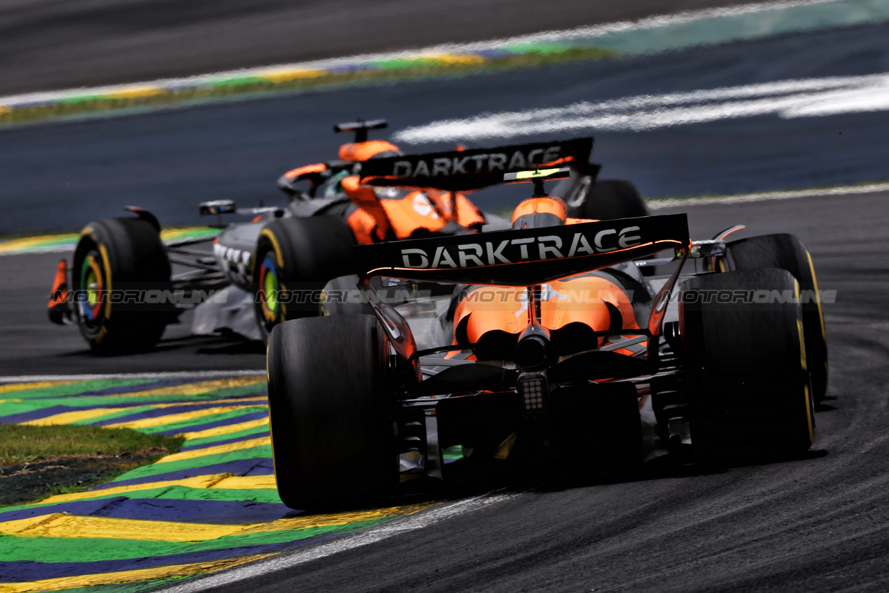 GP BRASILE, Lando Norris (GBR) McLaren MCL38.

02.11.2024. Formula 1 World Championship, Rd 21, Brazilian Grand Prix, Sao Paulo, Brazil, Sprint e Qualifiche Day.

- www.xpbimages.com, EMail: requests@xpbimages.com © Copyright: Charniaux / XPB Images