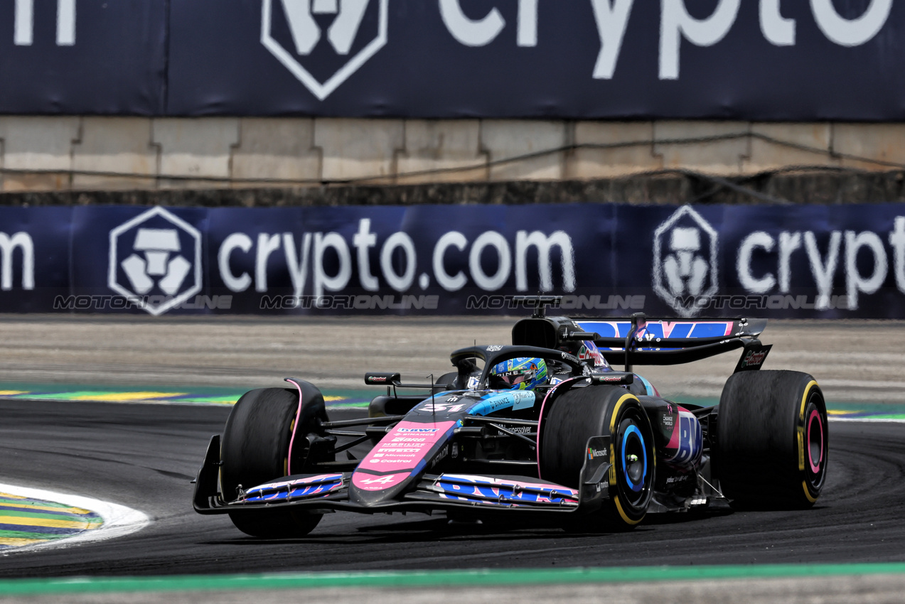 GP BRASILE, Esteban Ocon (FRA) Alpine F1 Team A524.

02.11.2024. Formula 1 World Championship, Rd 21, Brazilian Grand Prix, Sao Paulo, Brazil, Sprint e Qualifiche Day.

 - www.xpbimages.com, EMail: requests@xpbimages.com © Copyright: Staley / XPB Images