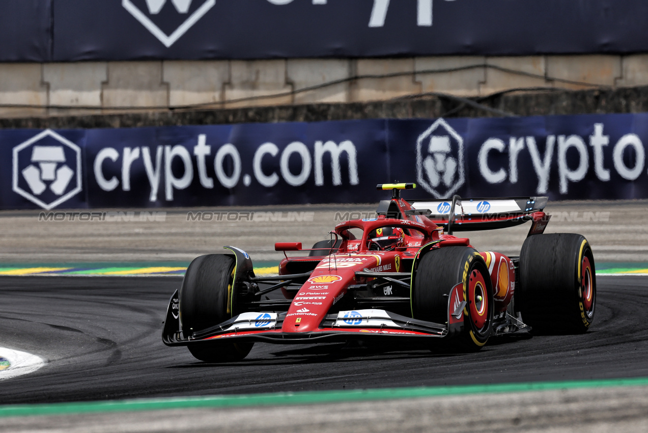 GP BRASILE, Carlos Sainz Jr (ESP) Ferrari SF-24.

02.11.2024. Formula 1 World Championship, Rd 21, Brazilian Grand Prix, Sao Paulo, Brazil, Sprint e Qualifiche Day.

 - www.xpbimages.com, EMail: requests@xpbimages.com © Copyright: Staley / XPB Images