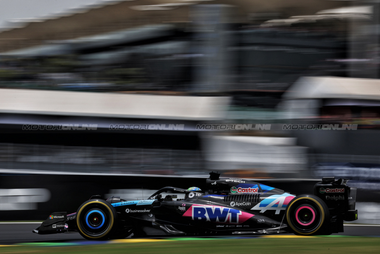 GP BRASILE, Esteban Ocon (FRA) Alpine F1 Team A524.

02.11.2024. Formula 1 World Championship, Rd 21, Brazilian Grand Prix, Sao Paulo, Brazil, Sprint e Qualifiche Day.

 - www.xpbimages.com, EMail: requests@xpbimages.com © Copyright: Staley / XPB Images