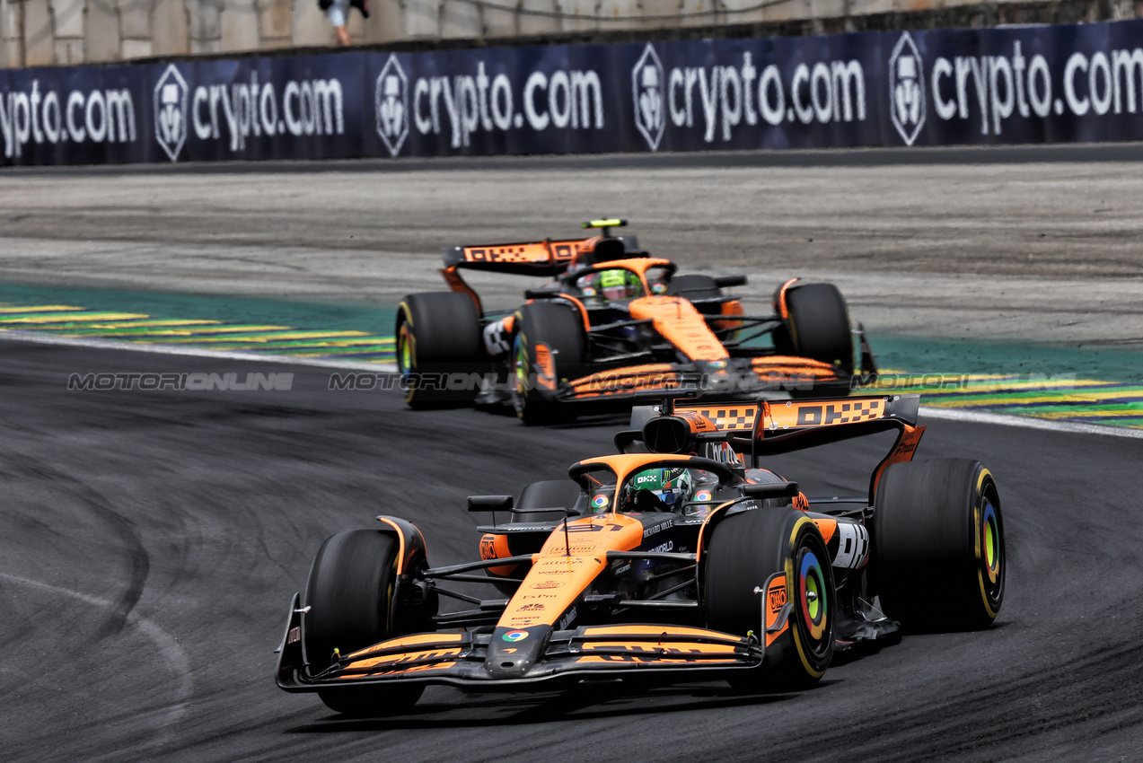 GP BRASILE, Oscar Piastri (AUS) McLaren MCL38.

02.11.2024. Formula 1 World Championship, Rd 21, Brazilian Grand Prix, Sao Paulo, Brazil, Sprint e Qualifiche Day.

 - www.xpbimages.com, EMail: requests@xpbimages.com © Copyright: Staley / XPB Images