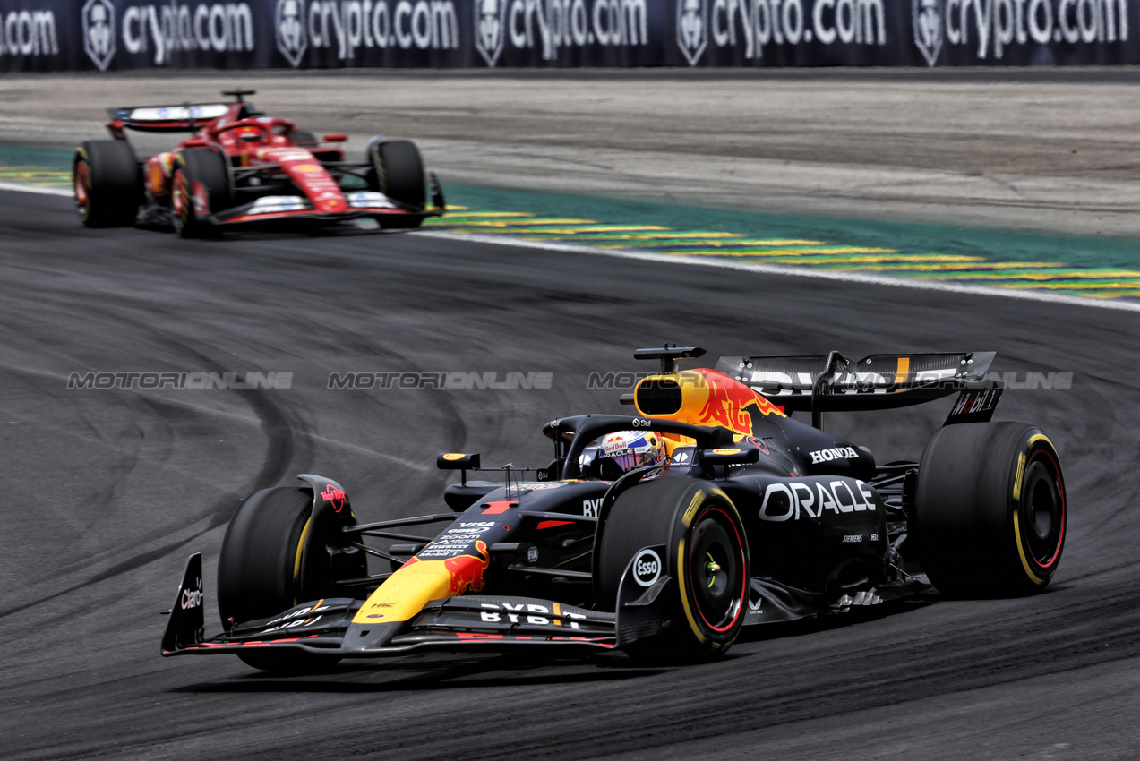 GP BRASILE, Max Verstappen (NLD) Red Bull Racing RB20.

02.11.2024. Formula 1 World Championship, Rd 21, Brazilian Grand Prix, Sao Paulo, Brazil, Sprint e Qualifiche Day.

 - www.xpbimages.com, EMail: requests@xpbimages.com © Copyright: Staley / XPB Images