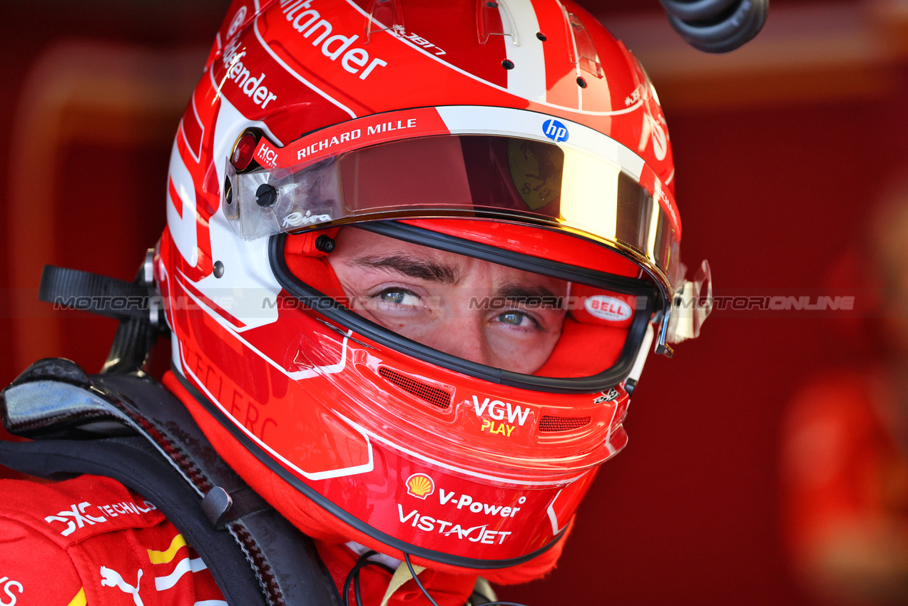 GP BRASILE, Charles Leclerc (MON) Ferrari.

02.11.2024. Formula 1 World Championship, Rd 21, Brazilian Grand Prix, Sao Paulo, Brazil, Sprint e Qualifiche Day.

- www.xpbimages.com, EMail: requests@xpbimages.com © Copyright: Batchelor / XPB Images