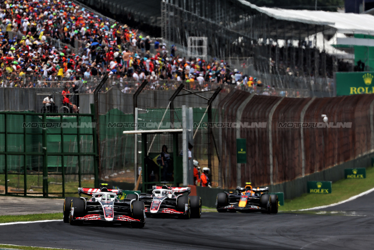 GP BRASILE, Nico Hulkenberg (GER) Haas VF-24.

02.11.2024. Formula 1 World Championship, Rd 21, Brazilian Grand Prix, Sao Paulo, Brazil, Sprint e Qualifiche Day.

 - www.xpbimages.com, EMail: requests@xpbimages.com © Copyright: Coates / XPB Images