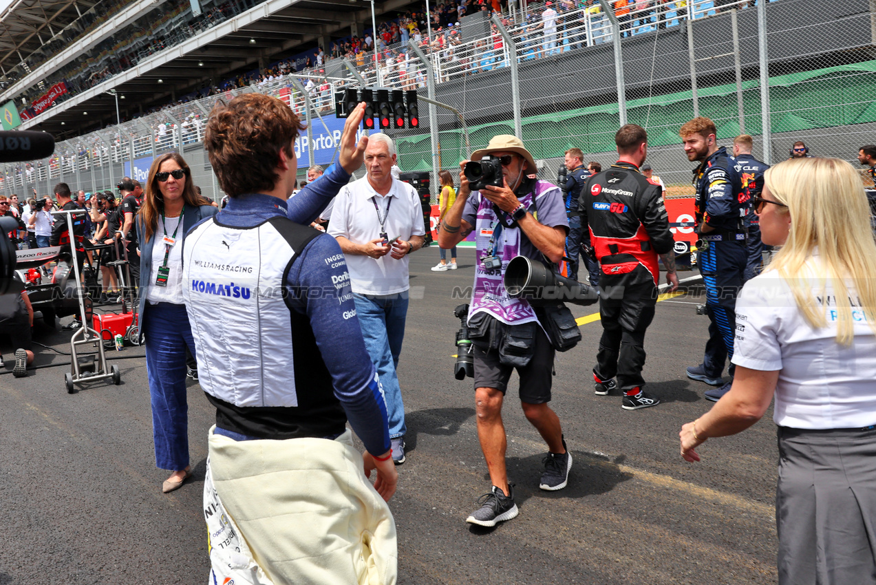 GP BRASILE, Franco Colapinto (ARG) Williams Racing on the grid.

02.11.2024. Formula 1 World Championship, Rd 21, Brazilian Grand Prix, Sao Paulo, Brazil, Sprint e Qualifiche Day.

- www.xpbimages.com, EMail: requests@xpbimages.com © Copyright: Batchelor / XPB Images