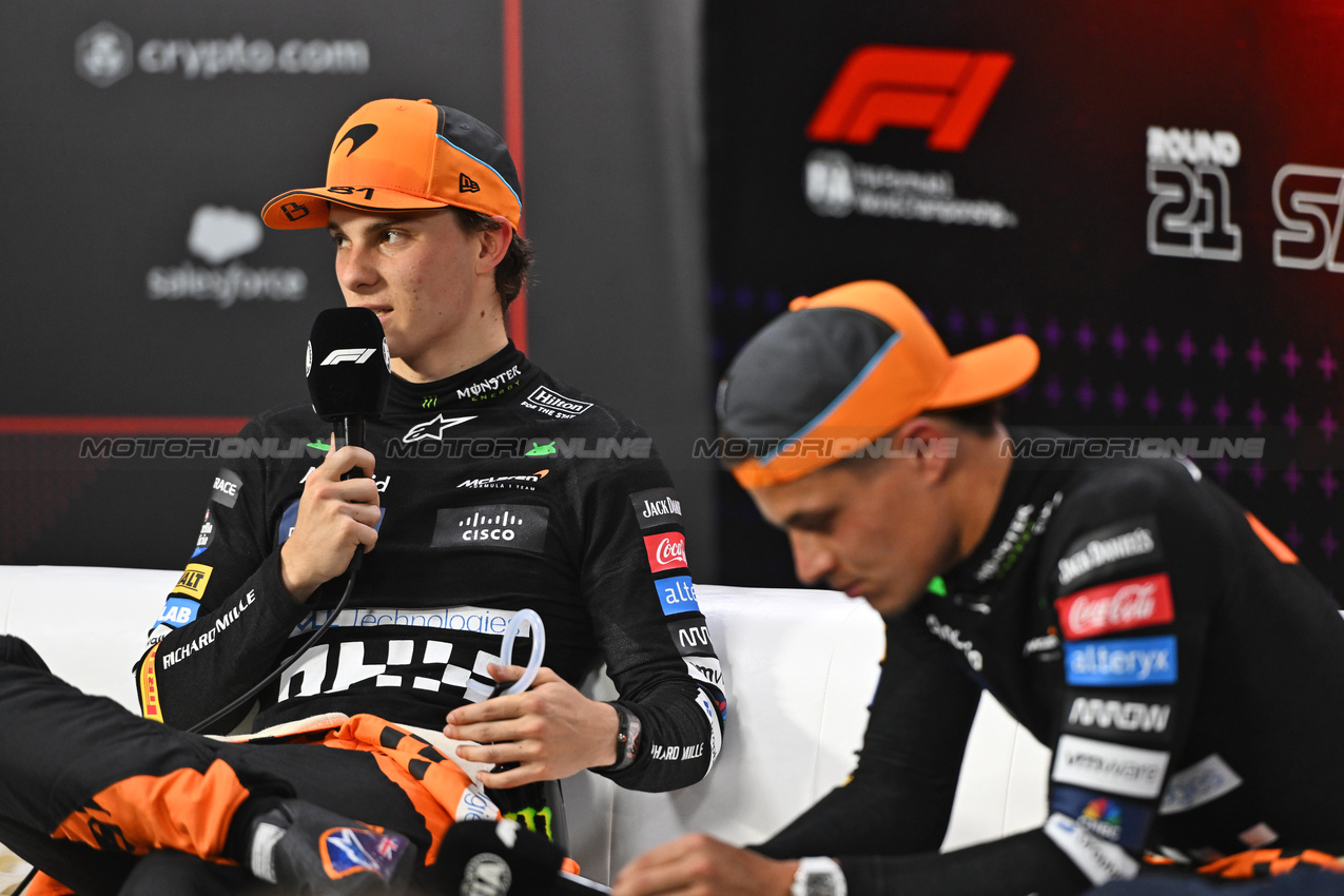 GP BRASILE, Oscar Piastri (AUS) McLaren in the post Sprint FIA Press Conference.

02.11.2024. Formula 1 World Championship, Rd 21, Brazilian Grand Prix, Sao Paulo, Brazil, Sprint e Qualifiche Day.

- www.xpbimages.com, EMail: requests@xpbimages.com © Copyright: Price / XPB Images