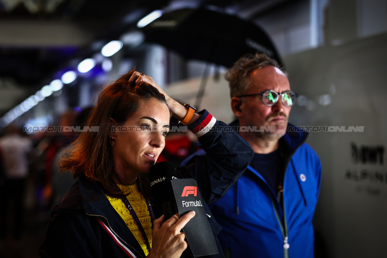 GP BRASILE, Margot Laffite (FRA), Canal Plus TV e Franck Montagny (FRA)
02.11.2024. Formula 1 World Championship, Rd 21, Brazilian Grand Prix, Sao Paulo, Brazil, Sprint e Qualifiche Day.
- www.xpbimages.com, EMail: requests@xpbimages.com © Copyright: Charniaux / XPB Images