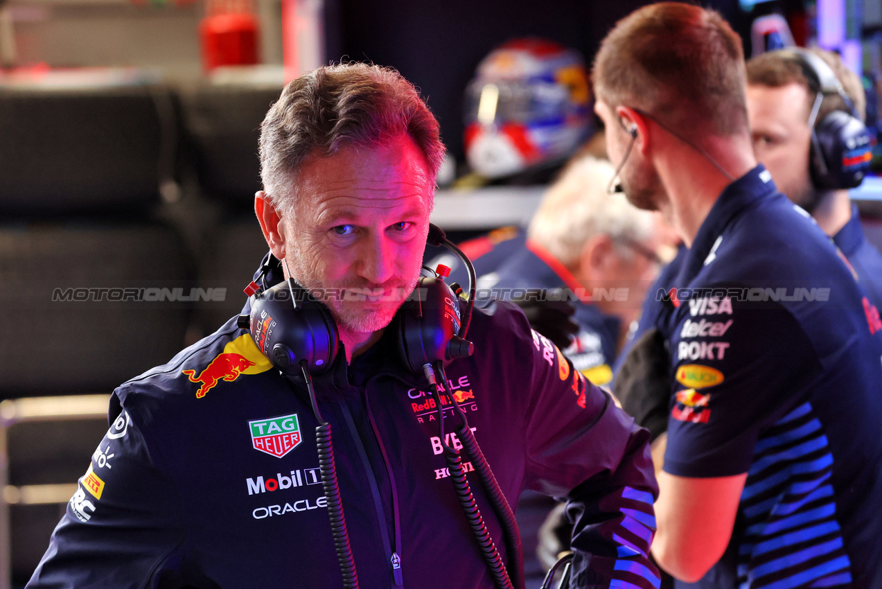 GP BRASILE, Christian Horner (GBR) Red Bull Racing Team Principal.

02.11.2024. Formula 1 World Championship, Rd 21, Brazilian Grand Prix, Sao Paulo, Brazil, Sprint e Qualifiche Day.

- www.xpbimages.com, EMail: requests@xpbimages.com © Copyright: Batchelor / XPB Images