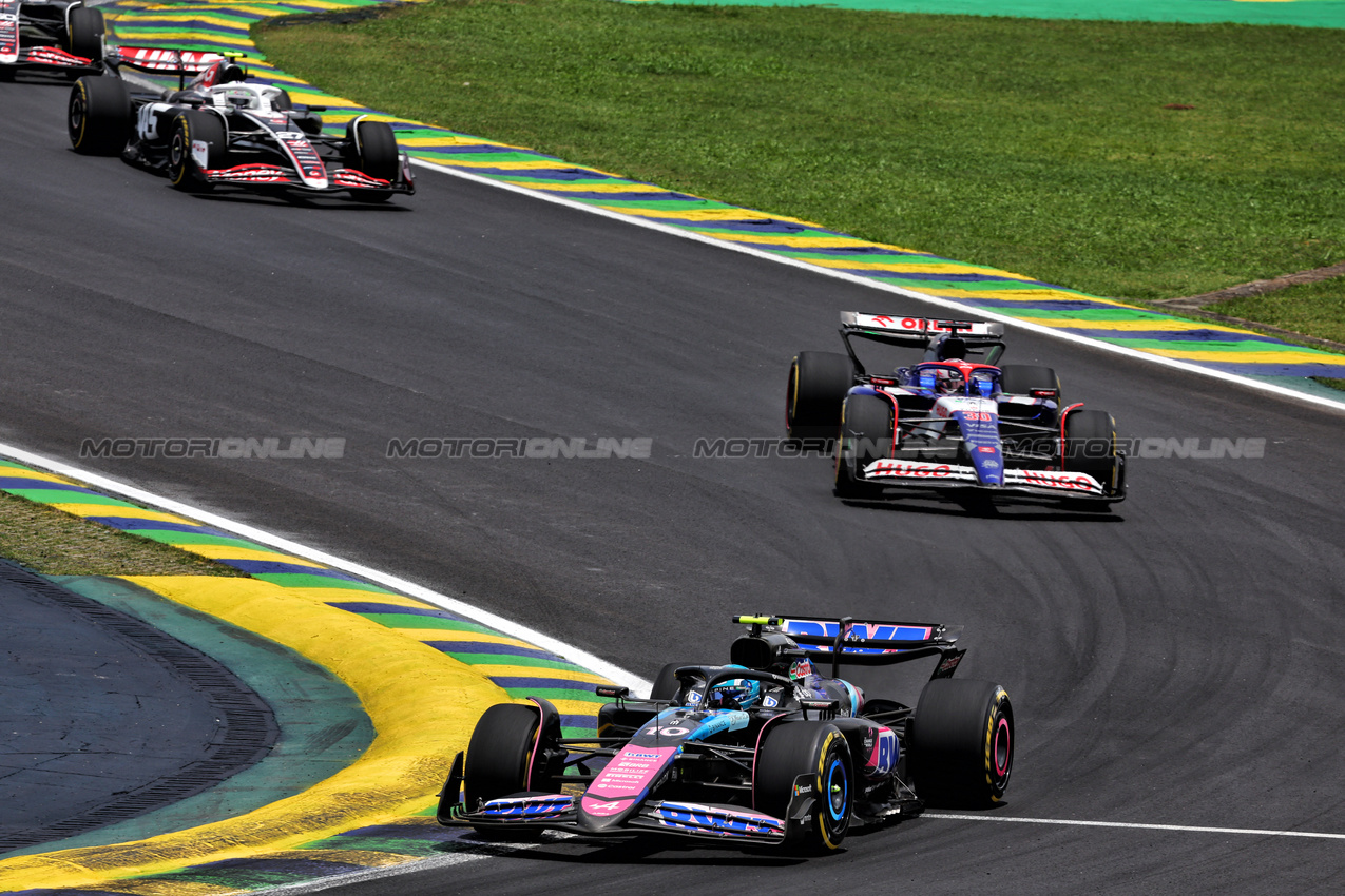 GP BRASILE, Pierre Gasly (FRA) Alpine F1 Team A524.

02.11.2024. Formula 1 World Championship, Rd 21, Brazilian Grand Prix, Sao Paulo, Brazil, Sprint e Qualifiche Day.

- www.xpbimages.com, EMail: requests@xpbimages.com © Copyright: Batchelor / XPB Images