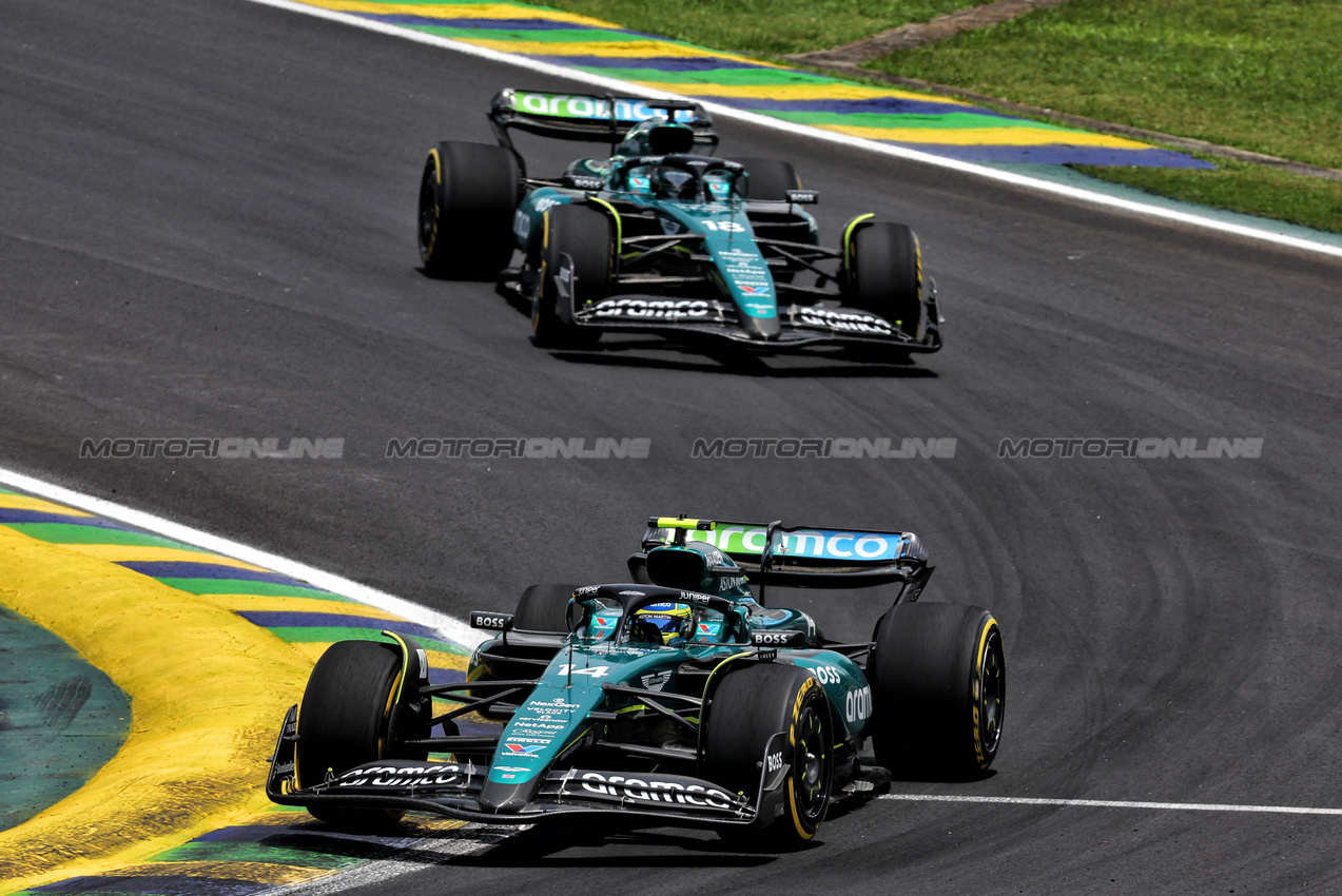 GP BRASILE, Fernando Alonso (ESP) Aston Martin F1 Team AMR24.

02.11.2024. Formula 1 World Championship, Rd 21, Brazilian Grand Prix, Sao Paulo, Brazil, Sprint e Qualifiche Day.

- www.xpbimages.com, EMail: requests@xpbimages.com © Copyright: Batchelor / XPB Images