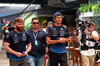 GP BRASILE, (L to R): Patrick Harding (GBR) Williams Racing Personal Trainer with Alexander Albon (THA) Williams Racing.

02.11.2024. Formula 1 World Championship, Rd 21, Brazilian Grand Prix, Sao Paulo, Brazil, Sprint e Qualifiche Day.

 - www.xpbimages.com, EMail: requests@xpbimages.com © Copyright: Staley / XPB Images