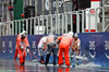 GP BRASILE, Circuit Atmosfera - marshals try to sweep rain water from the pit lane.

02.11.2024. Formula 1 World Championship, Rd 21, Brazilian Grand Prix, Sao Paulo, Brazil, Sprint e Qualifiche Day.

- www.xpbimages.com, EMail: requests@xpbimages.com © Copyright: Batchelor / XPB Images