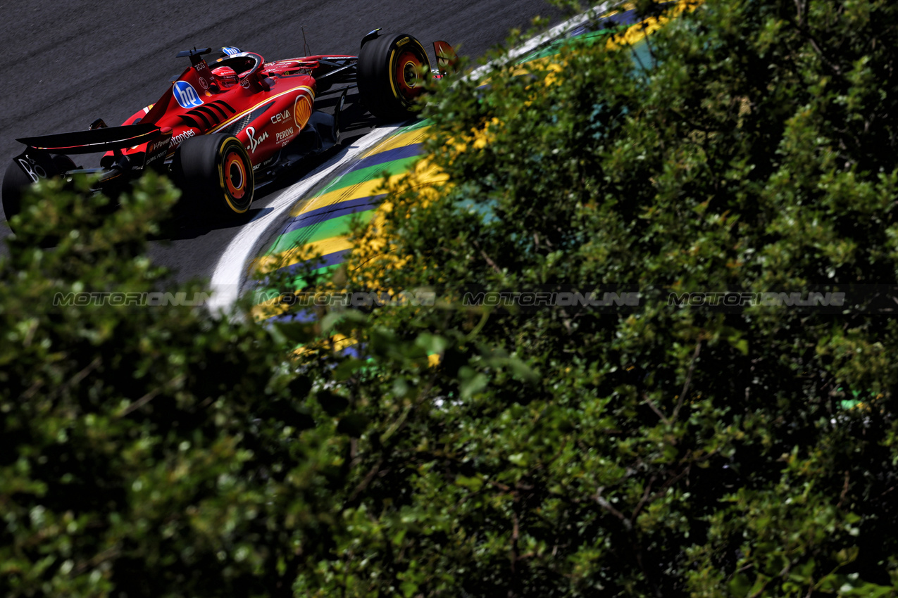 GP BRASILE, Charles Leclerc (MON) Ferrari SF-24.

01.11.2024. Formula 1 World Championship, Rd 21, Brazilian Grand Prix, Sao Paulo, Brazil, Sprint Qualifiche Day.

- www.xpbimages.com, EMail: requests@xpbimages.com © Copyright: Charniaux / XPB Images