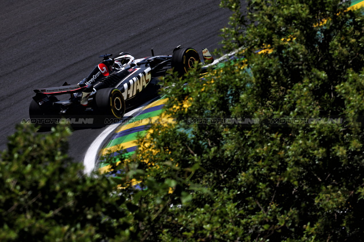 GP BRASILE, Oliver Bearman (GBR) Haas VF-24 Reserve Driver.

01.11.2024. Formula 1 World Championship, Rd 21, Brazilian Grand Prix, Sao Paulo, Brazil, Sprint Qualifiche Day.

- www.xpbimages.com, EMail: requests@xpbimages.com © Copyright: Charniaux / XPB Images