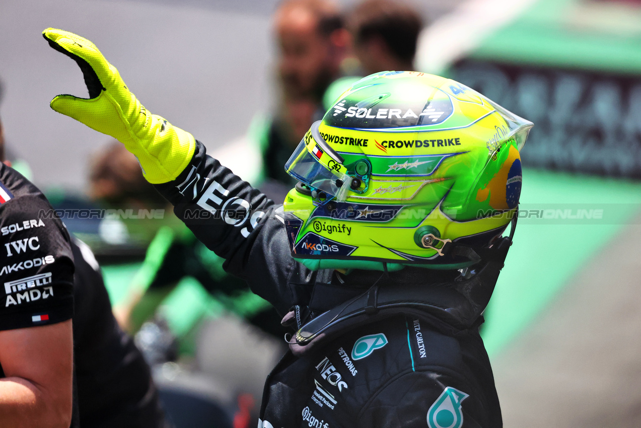 GP BRASILE, Lewis Hamilton (GBR) Mercedes AMG F1.

01.11.2024. Formula 1 World Championship, Rd 21, Brazilian Grand Prix, Sao Paulo, Brazil, Sprint Qualifiche Day.

- www.xpbimages.com, EMail: requests@xpbimages.com © Copyright: Batchelor / XPB Images