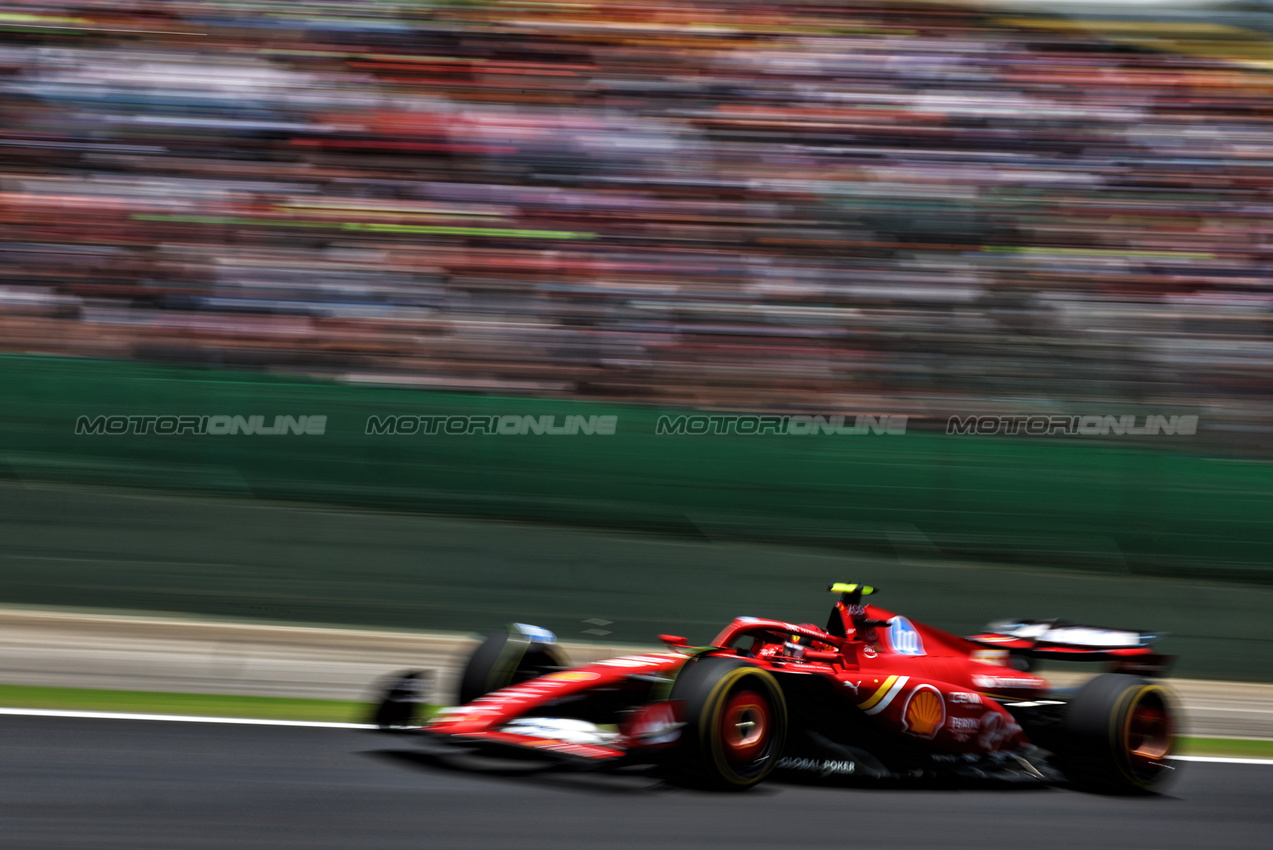 GP BRASILE, Carlos Sainz Jr (ESP) Ferrari SF-24.

01.11.2024. Formula 1 World Championship, Rd 21, Brazilian Grand Prix, Sao Paulo, Brazil, Sprint Qualifiche Day.

 - www.xpbimages.com, EMail: requests@xpbimages.com © Copyright: Coates / XPB Images