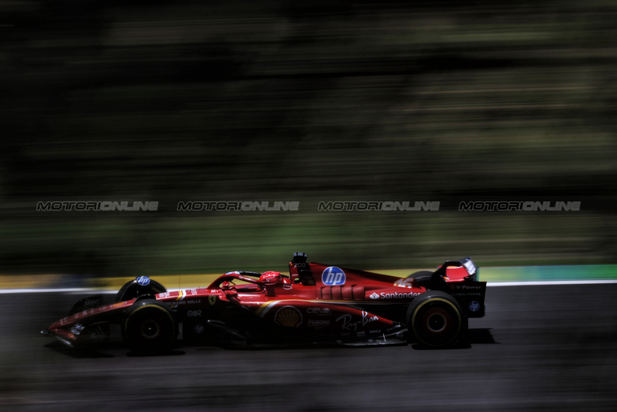 GP BRASILE, Charles Leclerc (MON) Ferrari SF-24.

01.11.2024. Formula 1 World Championship, Rd 21, Brazilian Grand Prix, Sao Paulo, Brazil, Sprint Qualifiche Day.

 - www.xpbimages.com, EMail: requests@xpbimages.com © Copyright: Staley / XPB Images