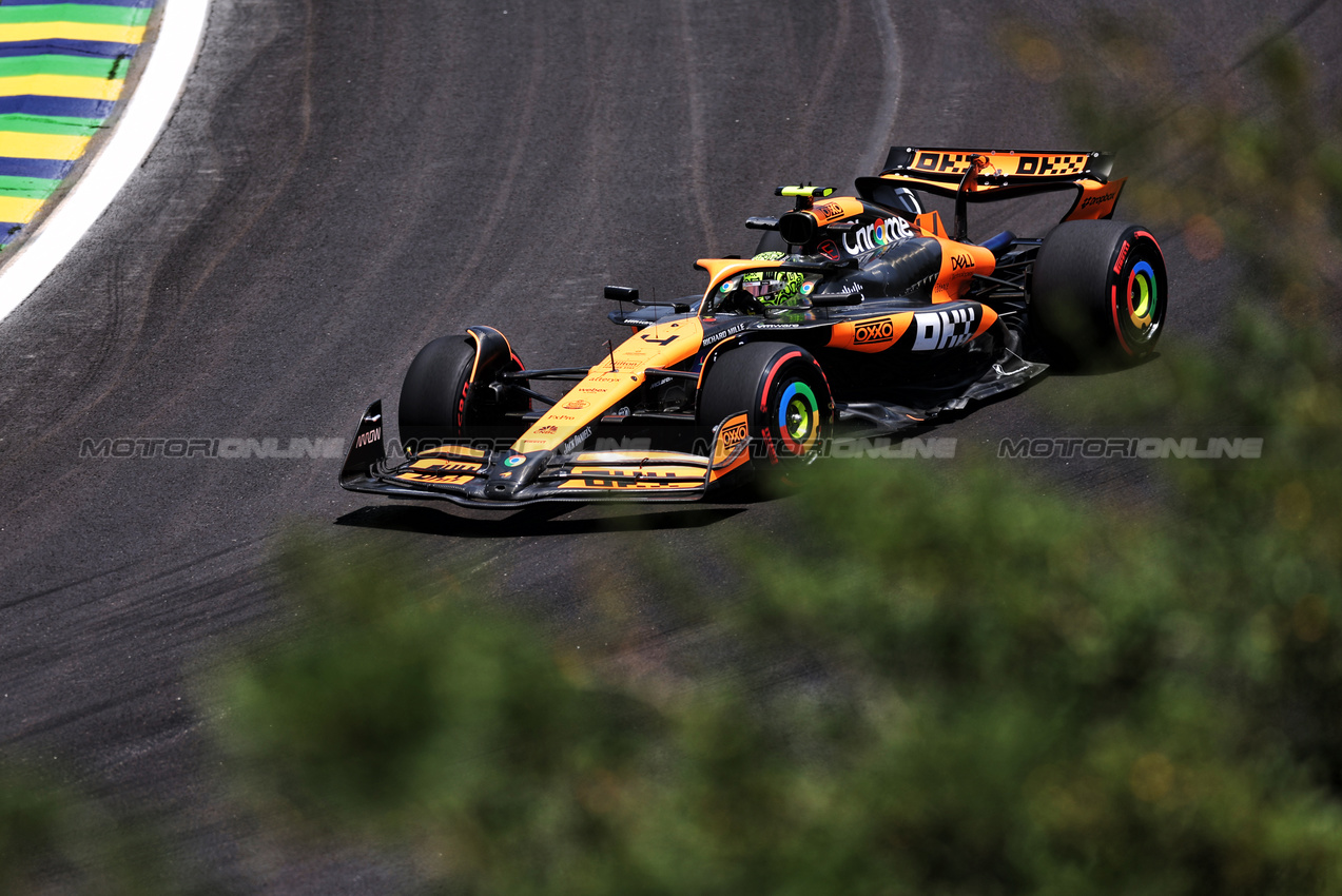 GP BRASILE, Lando Norris (GBR) McLaren MCL38.

01.11.2024. Formula 1 World Championship, Rd 21, Brazilian Grand Prix, Sao Paulo, Brazil, Sprint Qualifiche Day.

 - www.xpbimages.com, EMail: requests@xpbimages.com © Copyright: Staley / XPB Images