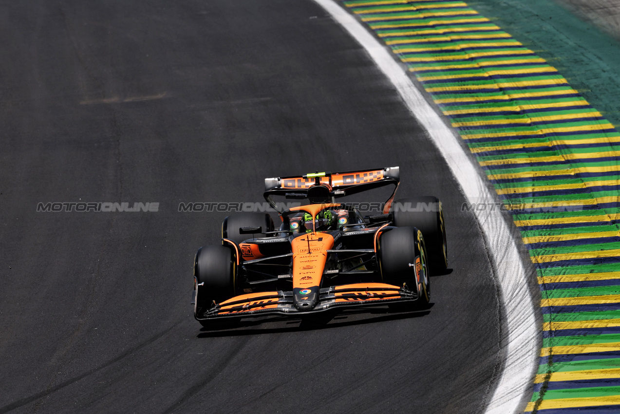 GP BRASILE, Lando Norris (GBR) McLaren MCL38.

01.11.2024. Formula 1 World Championship, Rd 21, Brazilian Grand Prix, Sao Paulo, Brazil, Sprint Qualifiche Day.

 - www.xpbimages.com, EMail: requests@xpbimages.com © Copyright: Staley / XPB Images