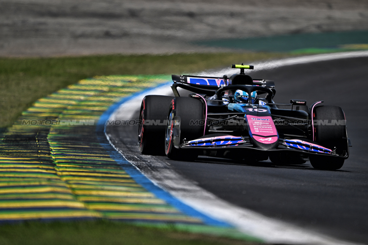 GP BRASILE, Pierre Gasly (FRA) Alpine F1 Team A524.

01.11.2024. Formula 1 World Championship, Rd 21, Brazilian Grand Prix, Sao Paulo, Brazil, Sprint Qualifiche Day.

- www.xpbimages.com, EMail: requests@xpbimages.com © Copyright: Price / XPB Images