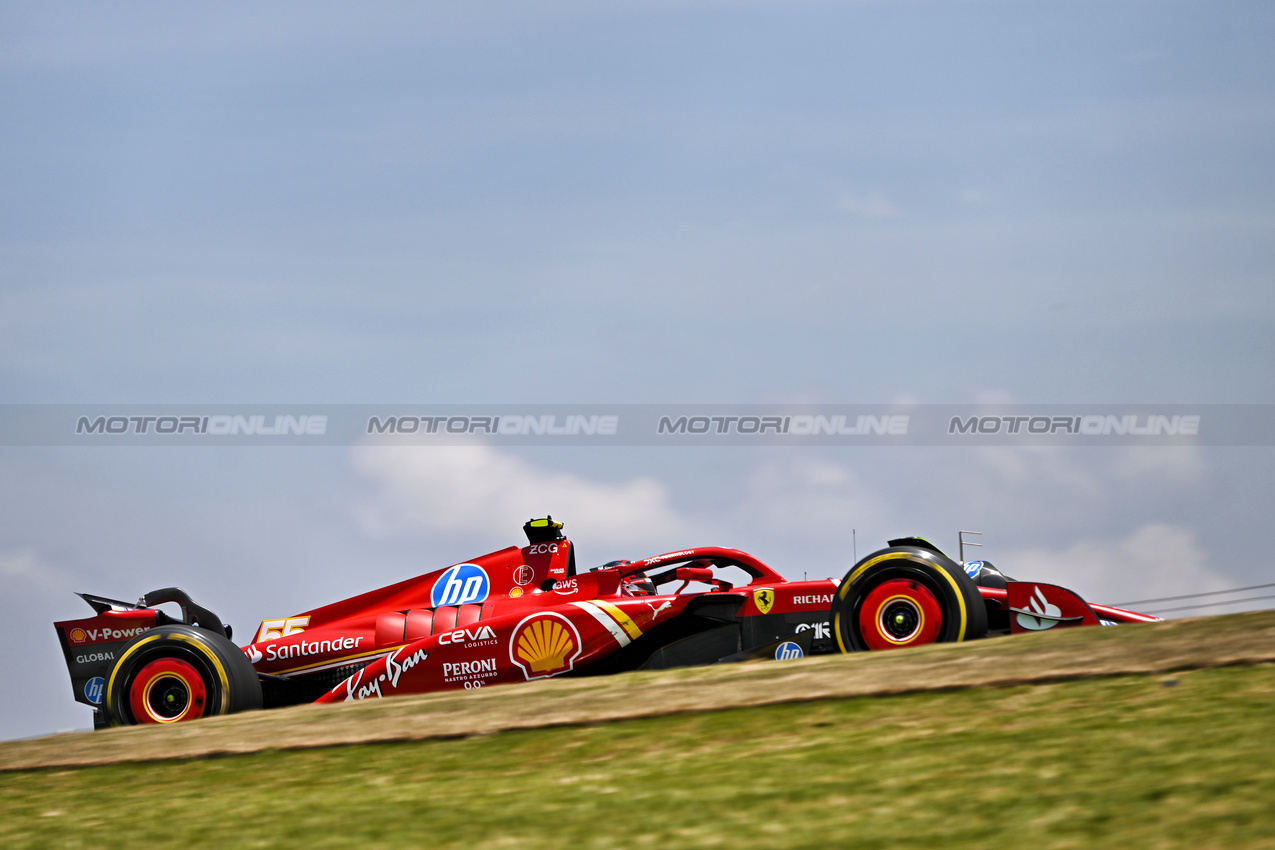 GP BRASILE, Carlos Sainz Jr (ESP) Ferrari SF-24.

01.11.2024. Formula 1 World Championship, Rd 21, Brazilian Grand Prix, Sao Paulo, Brazil, Sprint Qualifiche Day.

- www.xpbimages.com, EMail: requests@xpbimages.com © Copyright: Price / XPB Images