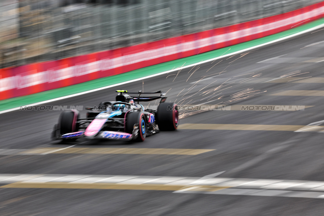 GP BRASILE, Pierre Gasly (FRA) Alpine F1 Team A524.

01.11.2024. Formula 1 World Championship, Rd 21, Brazilian Grand Prix, Sao Paulo, Brazil, Sprint Qualifiche Day.

- www.xpbimages.com, EMail: requests@xpbimages.com © Copyright: Batchelor / XPB Images