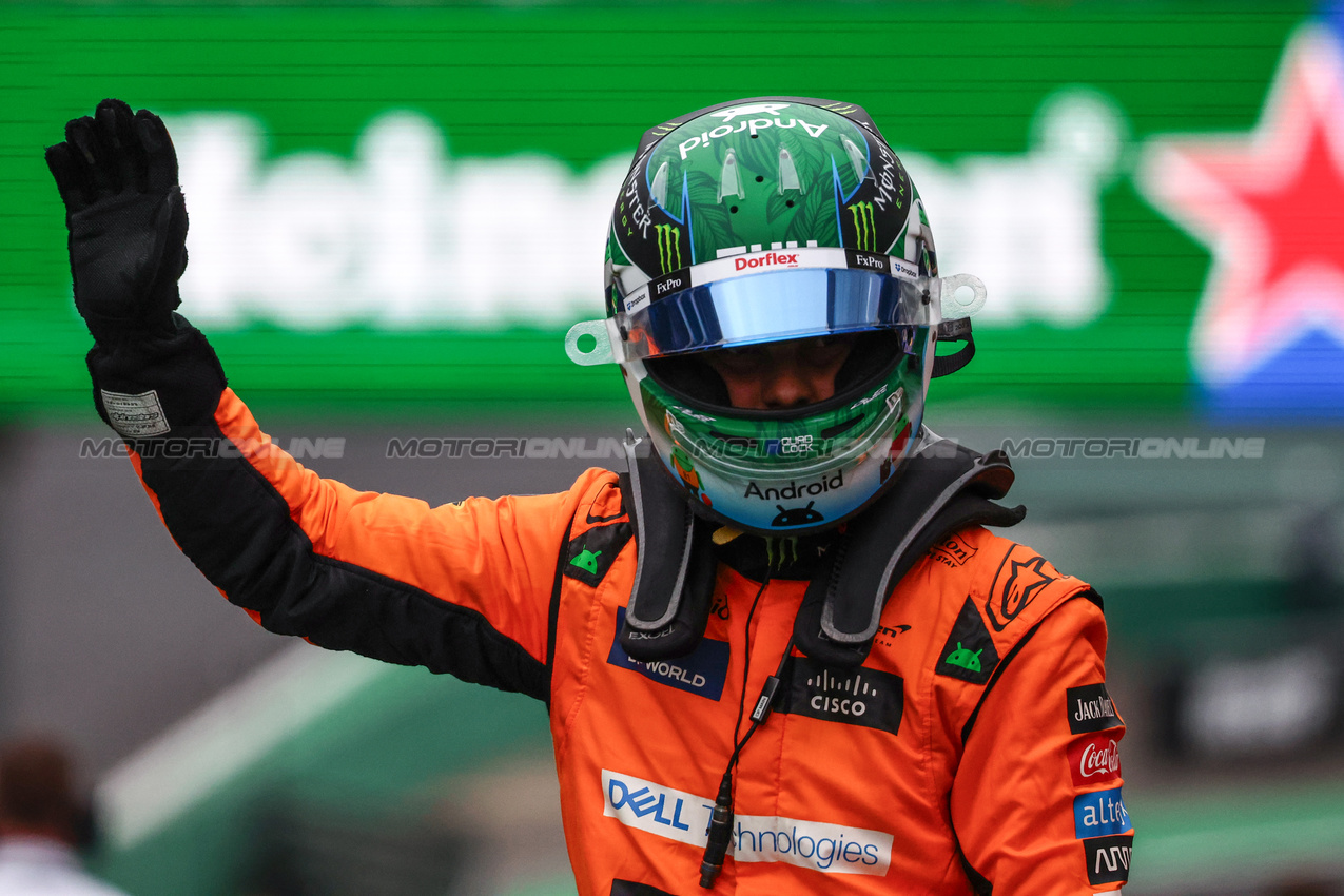 GP BRASILE, Oscar Piastri (AUS), McLaren 
01.11.2024. Formula 1 World Championship, Rd 21, Brazilian Grand Prix, Sao Paulo, Brazil, Sprint Qualifiche Day.
- www.xpbimages.com, EMail: requests@xpbimages.com © Copyright: Charniaux / XPB Images