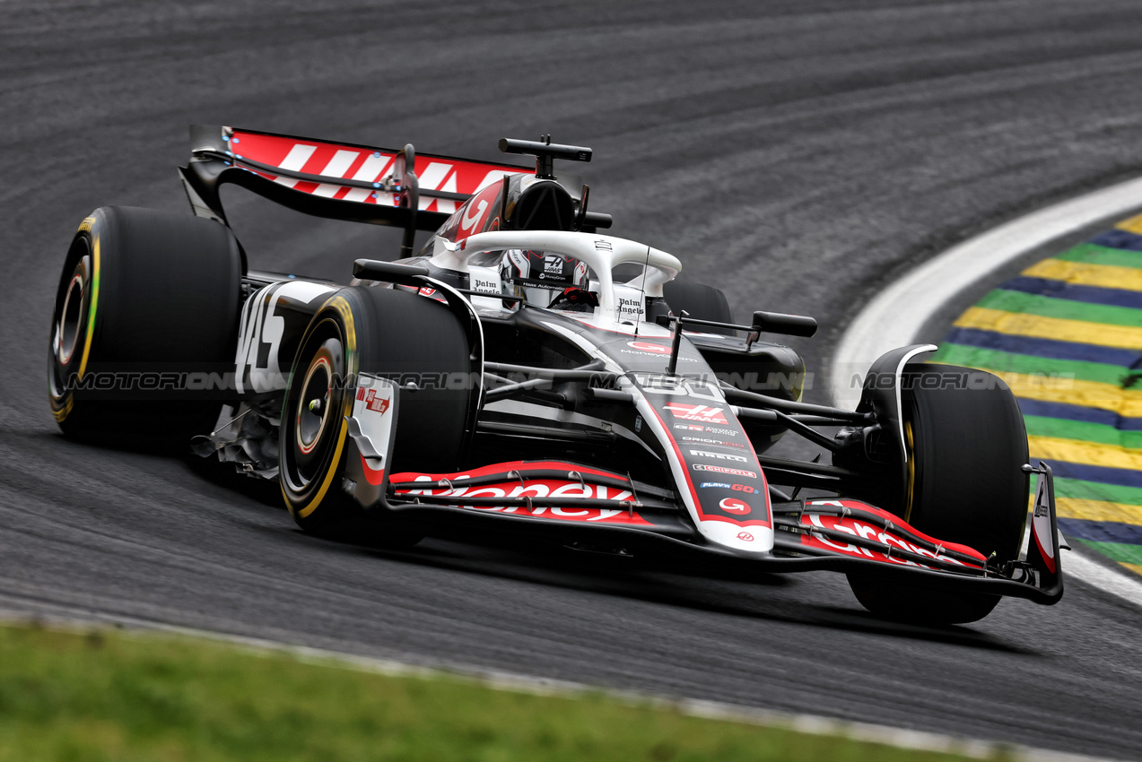 GP BRASILE, Oliver Bearman (GBR) Haas VF-24 Reserve Driver.

01.11.2024. Formula 1 World Championship, Rd 21, Brazilian Grand Prix, Sao Paulo, Brazil, Sprint Qualifiche Day.

 - www.xpbimages.com, EMail: requests@xpbimages.com © Copyright: Coates / XPB Images