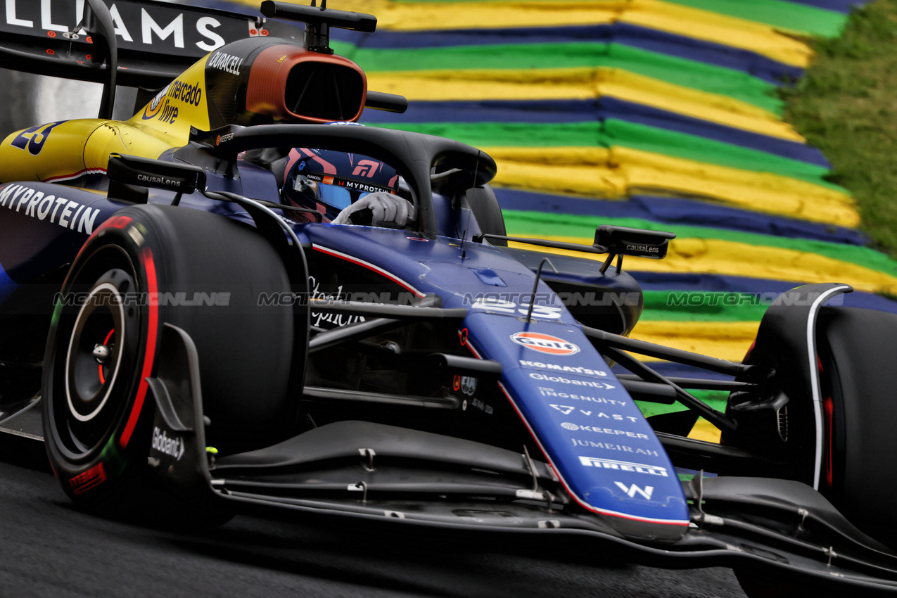 GP BRASILE, Alexander Albon (THA) Williams Racing FW46.

01.11.2024. Formula 1 World Championship, Rd 21, Brazilian Grand Prix, Sao Paulo, Brazil, Sprint Qualifiche Day.

 - www.xpbimages.com, EMail: requests@xpbimages.com © Copyright: Coates / XPB Images