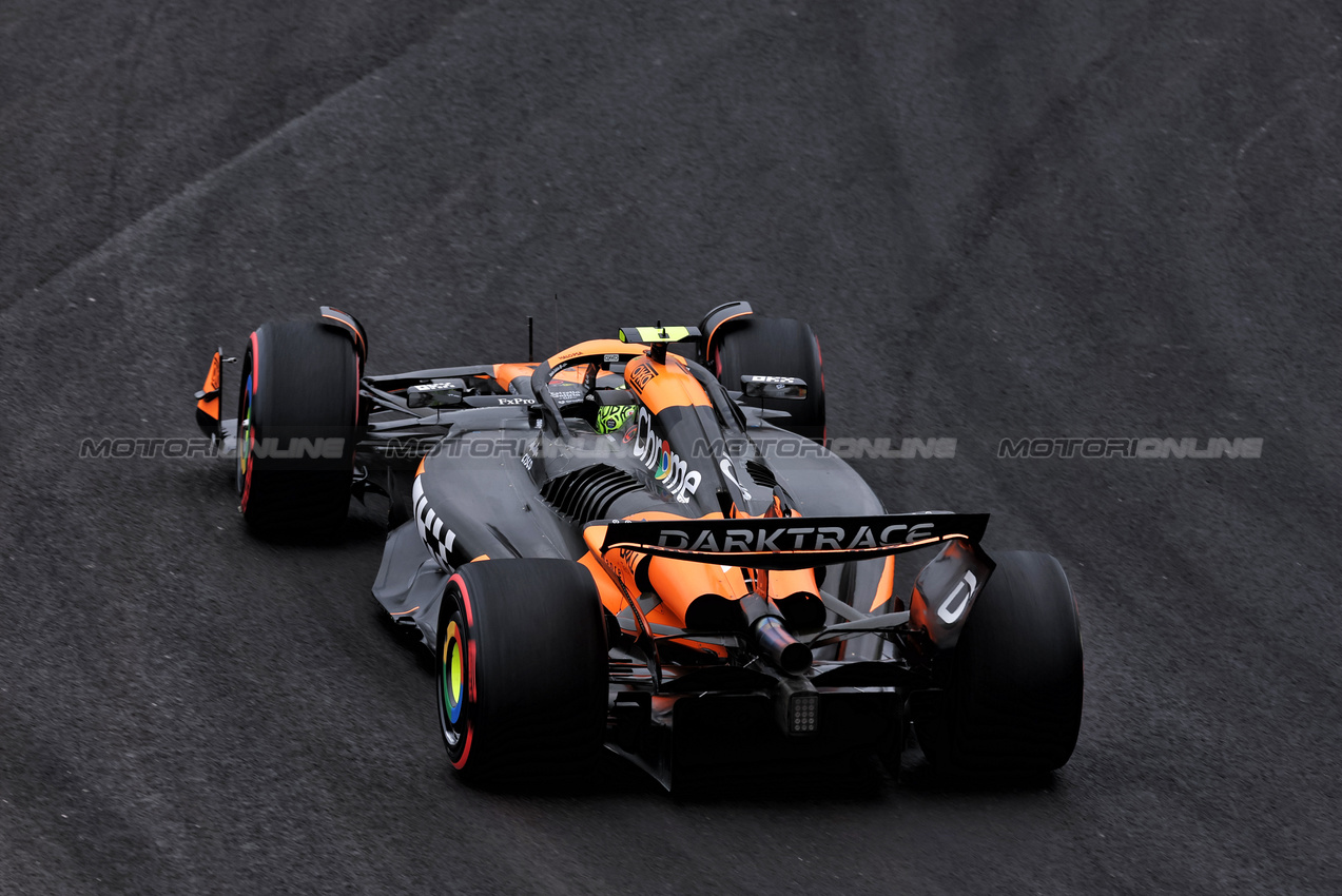 GP BRASILE, Lando Norris (GBR) McLaren MCL38.

01.11.2024. Formula 1 World Championship, Rd 21, Brazilian Grand Prix, Sao Paulo, Brazil, Sprint Qualifiche Day.

 - www.xpbimages.com, EMail: requests@xpbimages.com © Copyright: Staley / XPB Images