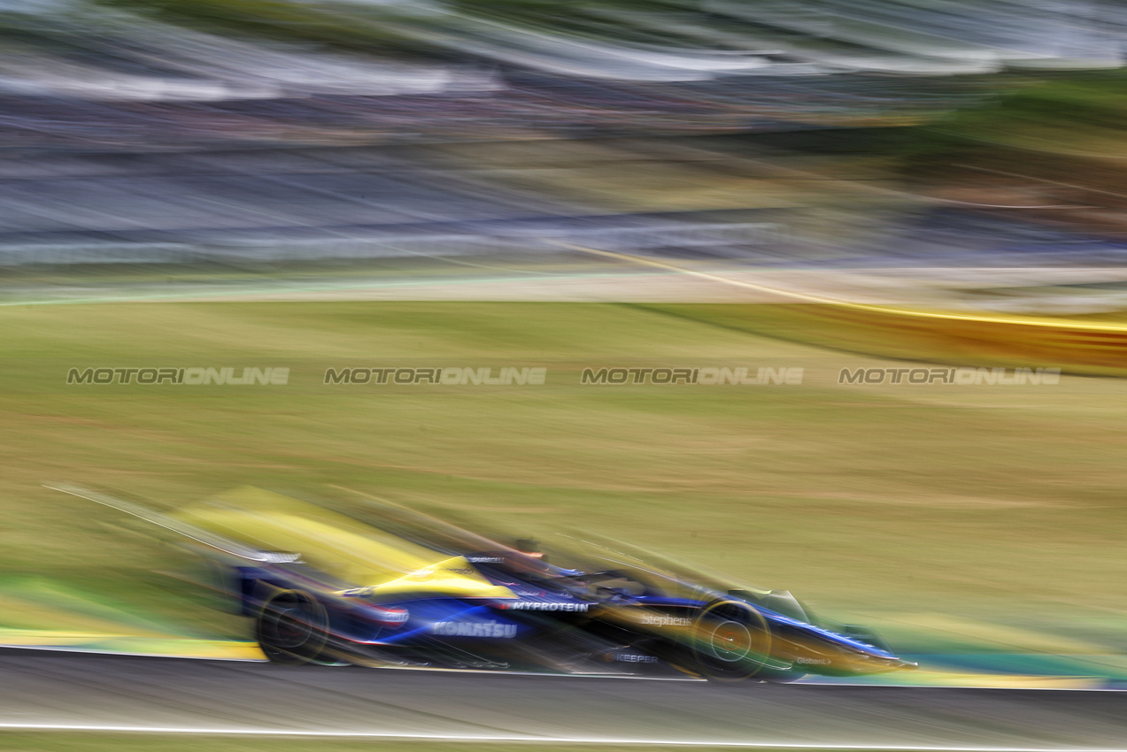 GP BRASILE, Alexander Albon (THA) Williams Racing FW46.

01.11.2024. Formula 1 World Championship, Rd 21, Brazilian Grand Prix, Sao Paulo, Brazil, Sprint Qualifiche Day.

- www.xpbimages.com, EMail: requests@xpbimages.com © Copyright: XPB Images