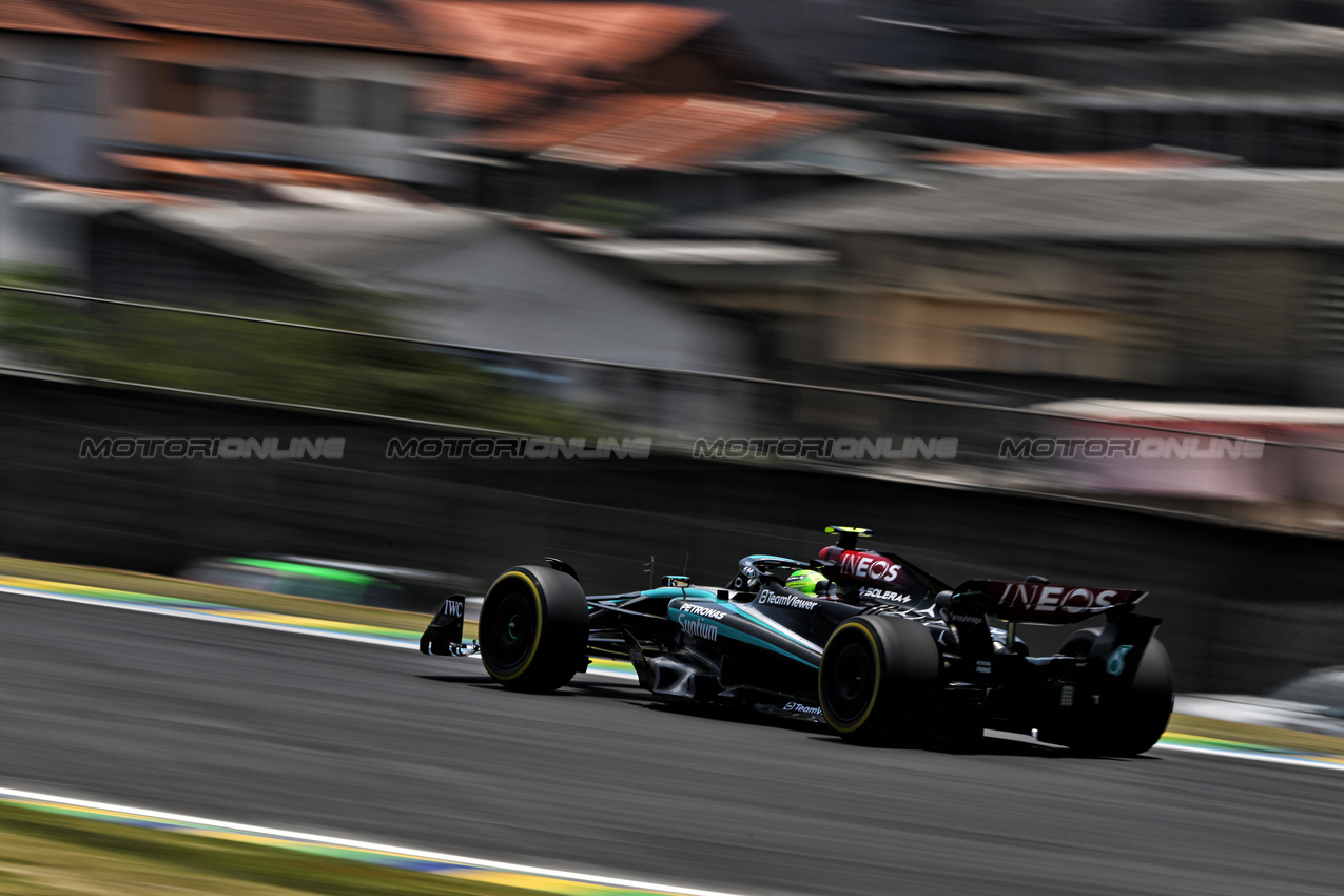 GP BRASILE, Lewis Hamilton (GBR) Mercedes AMG F1 W15.

01.11.2024. Formula 1 World Championship, Rd 21, Brazilian Grand Prix, Sao Paulo, Brazil, Sprint Qualifiche Day.

- www.xpbimages.com, EMail: requests@xpbimages.com © Copyright: Price / XPB Images