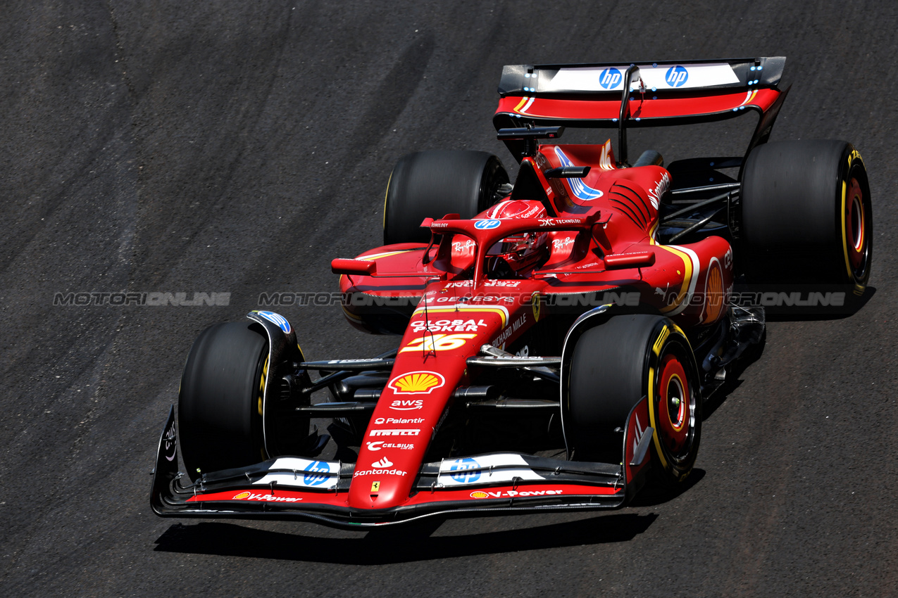 GP BRASILE, Charles Leclerc (MON) Ferrari SF-24.

01.11.2024. Formula 1 World Championship, Rd 21, Brazilian Grand Prix, Sao Paulo, Brazil, Sprint Qualifiche Day.

- www.xpbimages.com, EMail: requests@xpbimages.com © Copyright: Charniaux / XPB Images