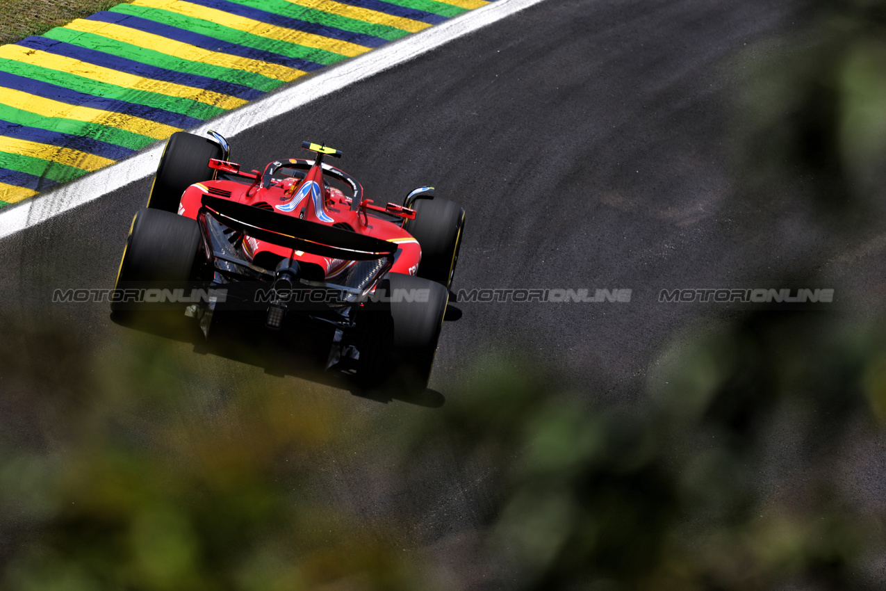 GP BRASILE, Carlos Sainz Jr (ESP) Ferrari SF-24.

01.11.2024. Formula 1 World Championship, Rd 21, Brazilian Grand Prix, Sao Paulo, Brazil, Sprint Qualifiche Day.

- www.xpbimages.com, EMail: requests@xpbimages.com © Copyright: Charniaux / XPB Images