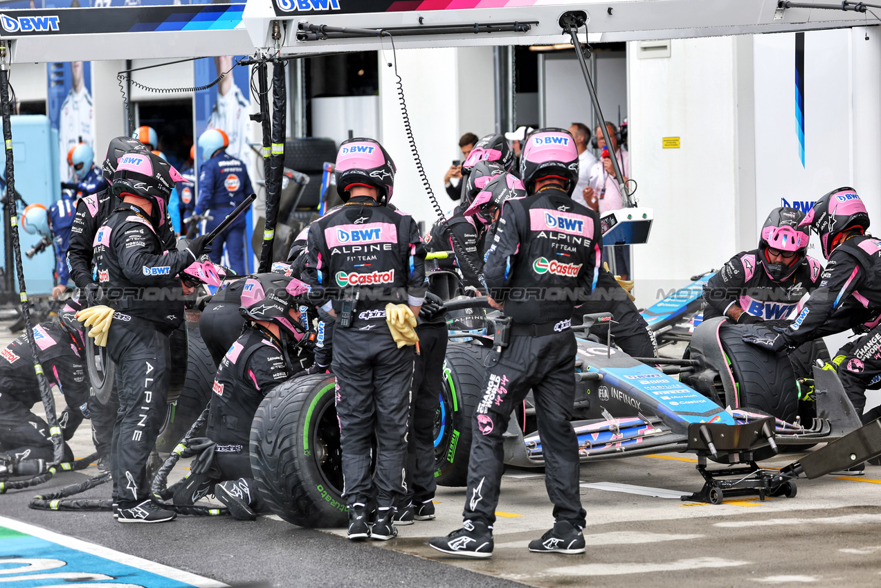 GP CANADA, Pierre Gasly (FRA) Alpine F1 Team A524 makes a pit stop.

09.06.2024. Formula 1 World Championship, Rd 9, Canadian Grand Prix, Montreal, Canada, Gara Day.

- www.xpbimages.com, EMail: requests@xpbimages.com © Copyright: Batchelor / XPB Images