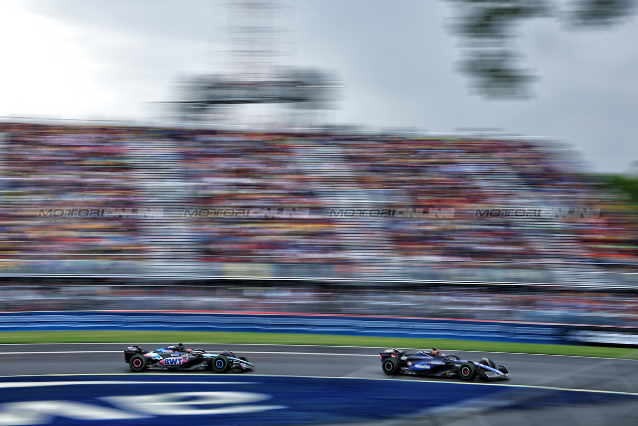 GP CANADA, Alexander Albon (THA) Williams Racing FW46 e Esteban Ocon (FRA) Alpine F1 Team A524.

09.06.2024. Formula 1 World Championship, Rd 9, Canadian Grand Prix, Montreal, Canada, Gara Day.

- www.xpbimages.com, EMail: requests@xpbimages.com © Copyright: Charniaux / XPB Images