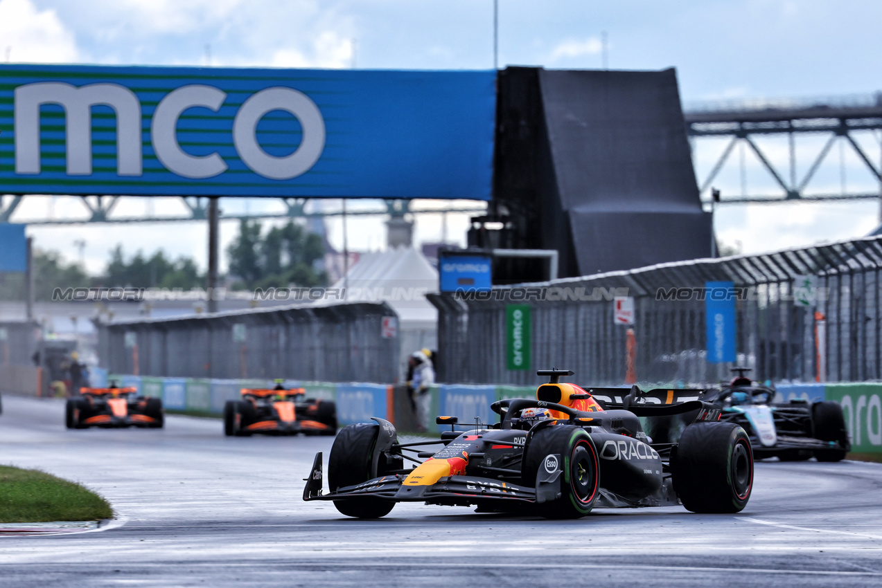 GP CANADA, Max Verstappen (NLD) Red Bull Racing RB20.

09.06.2024. Formula 1 World Championship, Rd 9, Canadian Grand Prix, Montreal, Canada, Gara Day.

- www.xpbimages.com, EMail: requests@xpbimages.com © Copyright: Batchelor / XPB Images