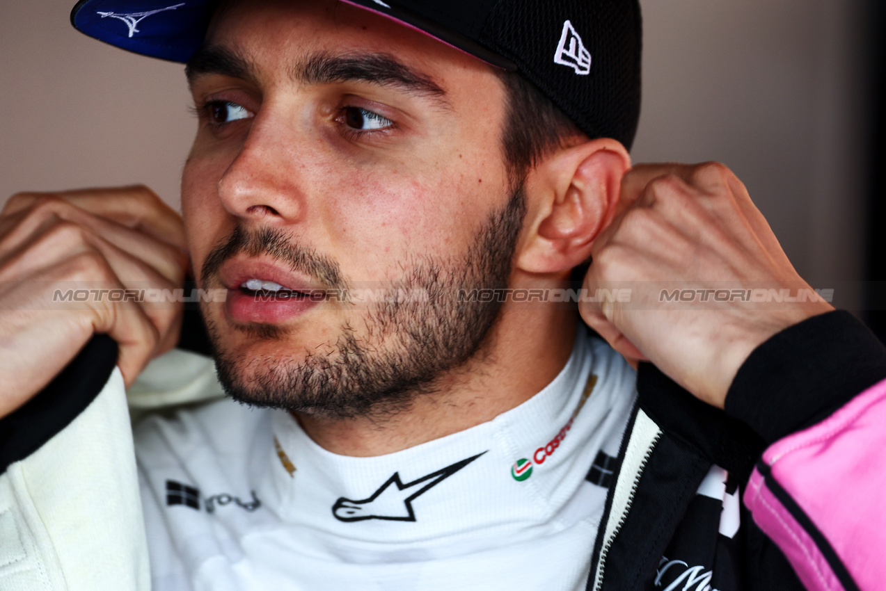 GP CANADA, Esteban Ocon (FRA) Alpine F1 Team.

09.06.2024. Formula 1 World Championship, Rd 9, Canadian Grand Prix, Montreal, Canada, Gara Day.

 - www.xpbimages.com, EMail: requests@xpbimages.com © Copyright: Coates / XPB Images