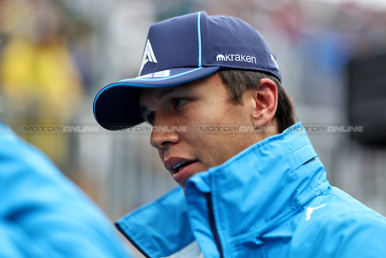 GP CANADA, Alexander Albon (THA) Williams Racing on the grid.

09.06.2024. Formula 1 World Championship, Rd 9, Canadian Grand Prix, Montreal, Canada, Gara Day.

- www.xpbimages.com, EMail: requests@xpbimages.com © Copyright: Bearne / XPB Images