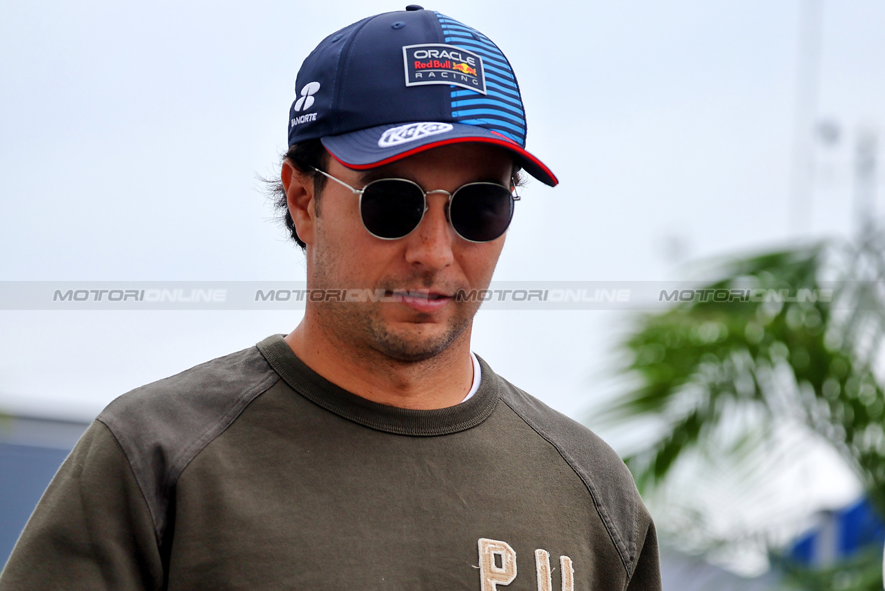 GP CANADA, Sergio Perez (MEX) Red Bull Racing.

06.06.2024. Formula 1 World Championship, Rd 9, Canadian Grand Prix, Montreal, Canada, Preparation Day.

- www.xpbimages.com, EMail: requests@xpbimages.com © Copyright: Batchelor / XPB Images