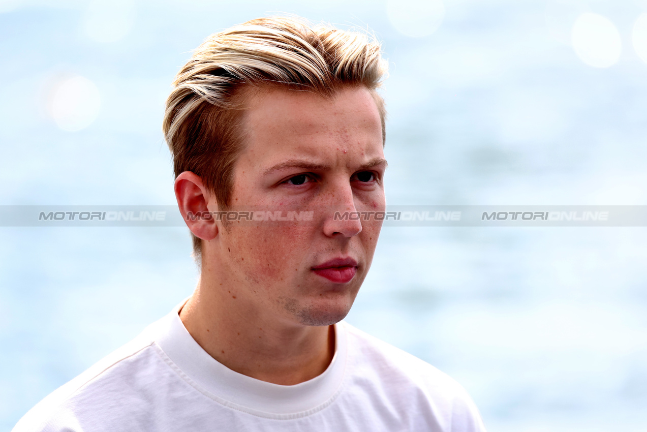 GP CANADA, Liam Lawson (NZL) RB Reserve Driver.

08.06.2024. Formula 1 World Championship, Rd 9, Canadian Grand Prix, Montreal, Canada, Qualifiche Day.

 - www.xpbimages.com, EMail: requests@xpbimages.com © Copyright: Coates / XPB Images