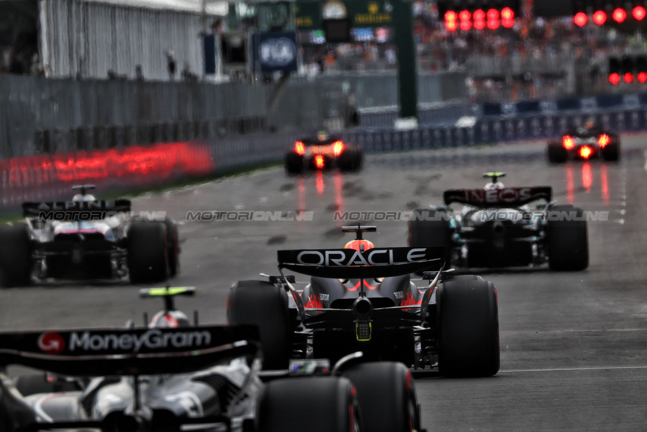 GP CANADA, Max Verstappen (NLD) Red Bull Racing RB20.

08.06.2024. Formula 1 World Championship, Rd 9, Canadian Grand Prix, Montreal, Canada, Qualifiche Day.

 - www.xpbimages.com, EMail: requests@xpbimages.com © Copyright: Coates / XPB Images