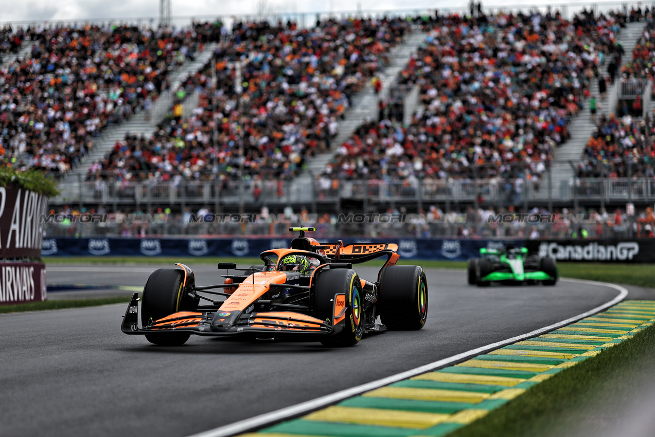 GP CANADA, Lando Norris (GBR) McLaren MCL38.

08.06.2024. Formula 1 World Championship, Rd 9, Canadian Grand Prix, Montreal, Canada, Qualifiche Day.

- www.xpbimages.com, EMail: requests@xpbimages.com © Copyright: Bearne / XPB Images