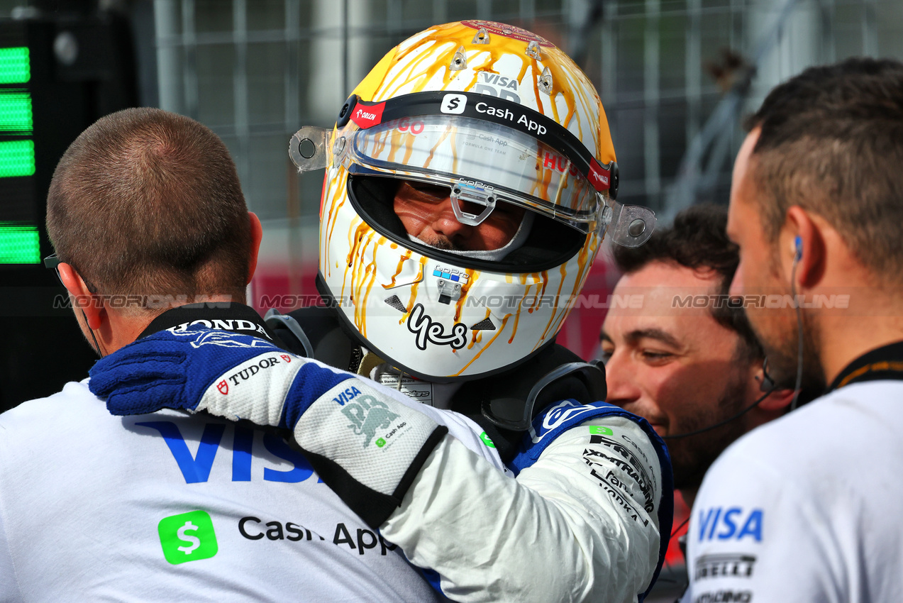 GP CANADA, Daniel Ricciardo (AUS) RB celebrates in qualifying parc ferme.

08.06.2024. Formula 1 World Championship, Rd 9, Canadian Grand Prix, Montreal, Canada, Qualifiche Day.

- www.xpbimages.com, EMail: requests@xpbimages.com © Copyright: Charniaux / XPB Images