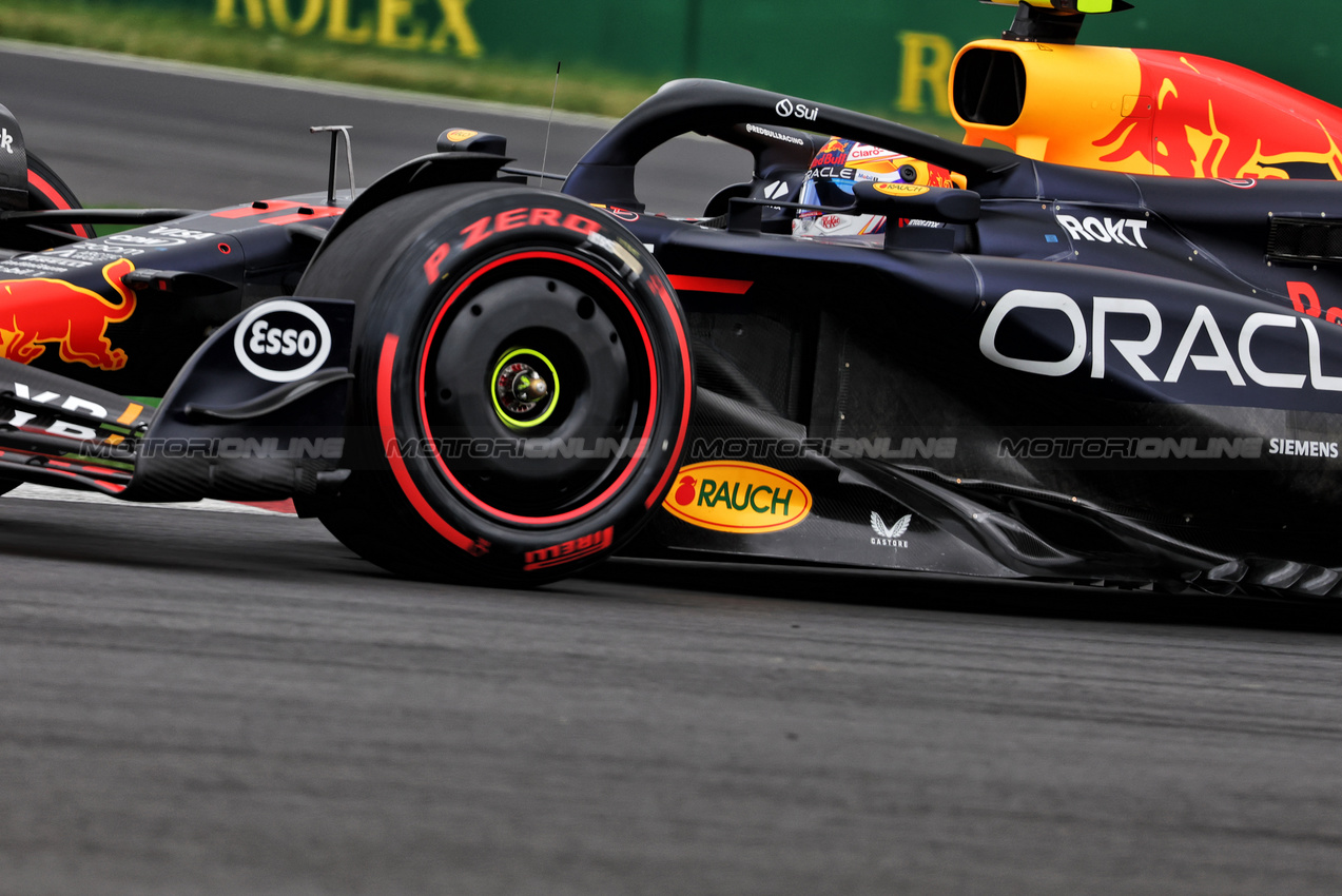 GP CANADA, Sergio Perez (MEX) Red Bull Racing RB20.

08.06.2024. Formula 1 World Championship, Rd 9, Canadian Grand Prix, Montreal, Canada, Qualifiche Day.

- www.xpbimages.com, EMail: requests@xpbimages.com © Copyright: Bearne / XPB Images