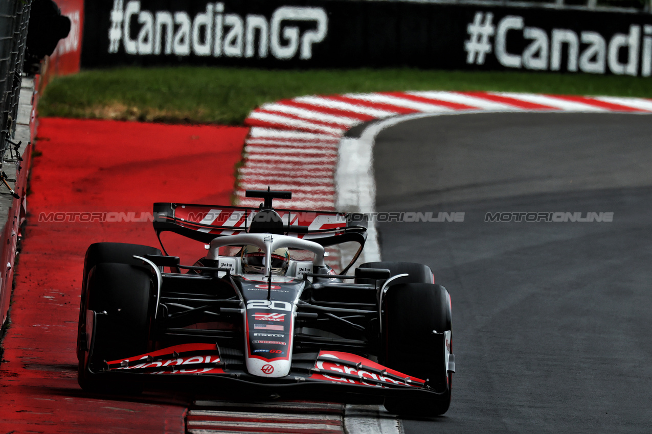 GP CANADA, Kevin Magnussen (DEN) Haas VF-24.

08.06.2024. Formula 1 World Championship, Rd 9, Canadian Grand Prix, Montreal, Canada, Qualifiche Day.

 - www.xpbimages.com, EMail: requests@xpbimages.com © Copyright: Coates / XPB Images