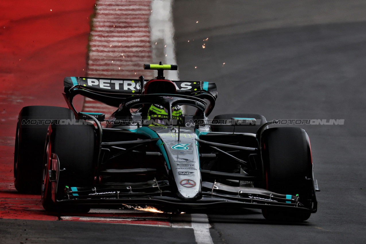 GP CANADA, Lewis Hamilton (GBR) Mercedes AMG F1 W15.

08.06.2024. Formula 1 World Championship, Rd 9, Canadian Grand Prix, Montreal, Canada, Qualifiche Day.

 - www.xpbimages.com, EMail: requests@xpbimages.com © Copyright: Coates / XPB Images