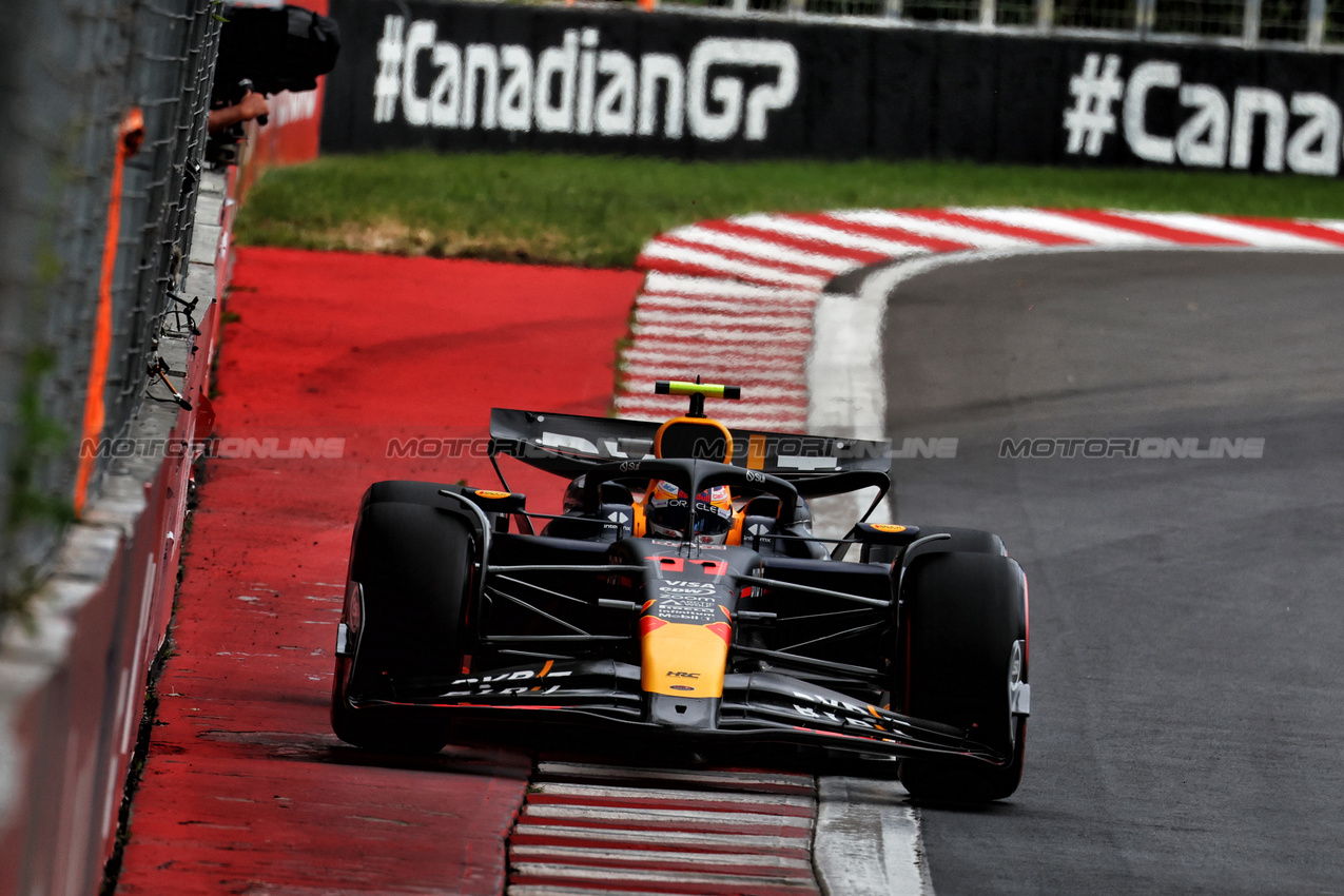 GP CANADA, Sergio Perez (MEX) Red Bull Racing RB20.

08.06.2024. Formula 1 World Championship, Rd 9, Canadian Grand Prix, Montreal, Canada, Qualifiche Day.

 - www.xpbimages.com, EMail: requests@xpbimages.com © Copyright: Coates / XPB Images