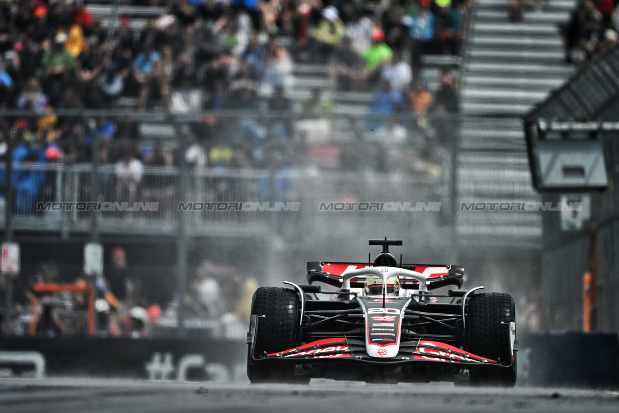 GP CANADA, Kevin Magnussen (DEN) Haas VF-24.

07.06.2024. Formula 1 World Championship, Rd 9, Canadian Grand Prix, Montreal, Canada, Practice Day.

- www.xpbimages.com, EMail: requests@xpbimages.com © Copyright: Price / XPB Images